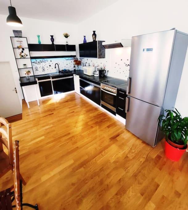 Art Of Simmering Apartment Vienna Exterior photo