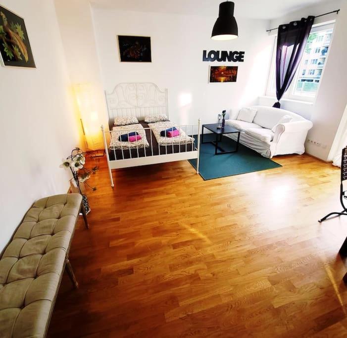 Art Of Simmering Apartment Vienna Exterior photo